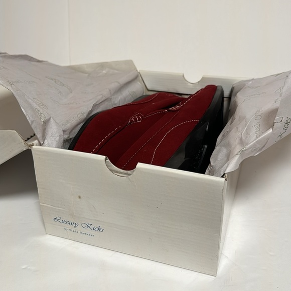 VLADO LUXURY ELITE Men’s Vegan Suede Loafer Burgundy - Picture 7 of 7